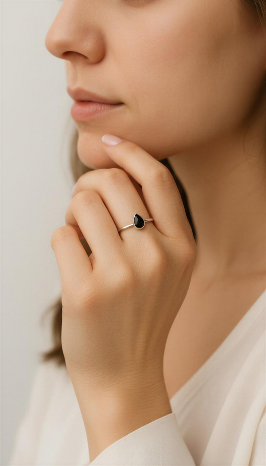 Teardrop adjustable Ring