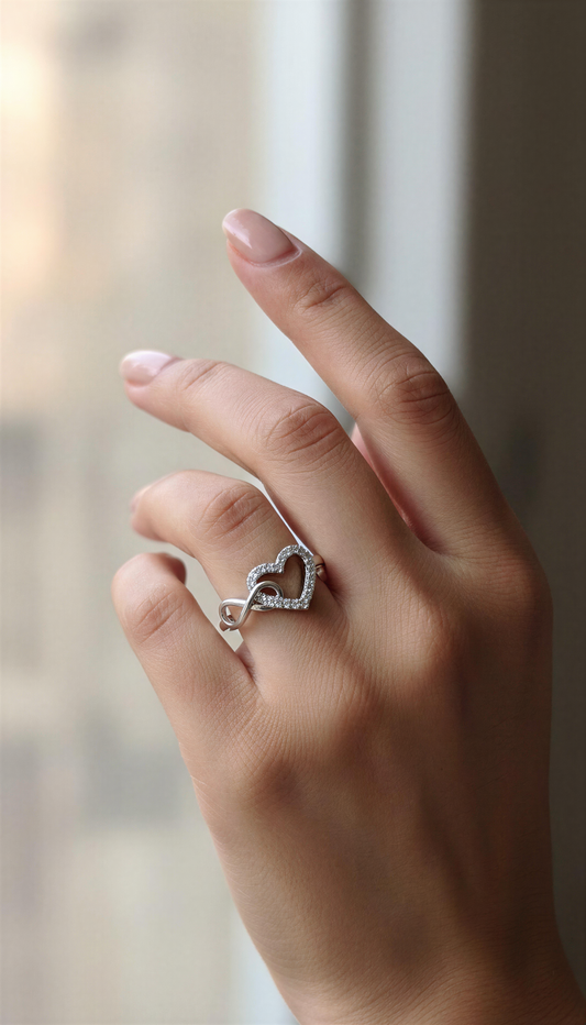 Eternal Heart Knot Ring