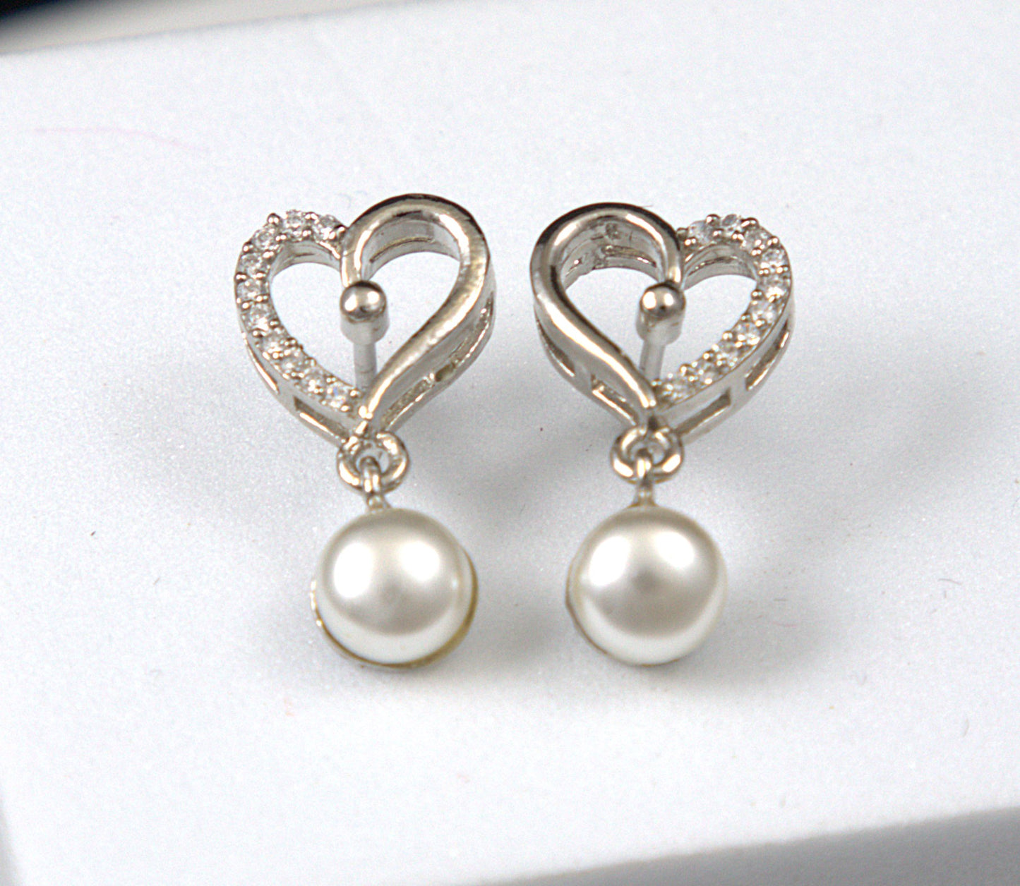Heartstrings Pearl Drops
