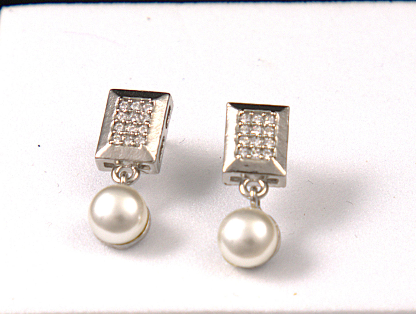 Deco Pearl Drops