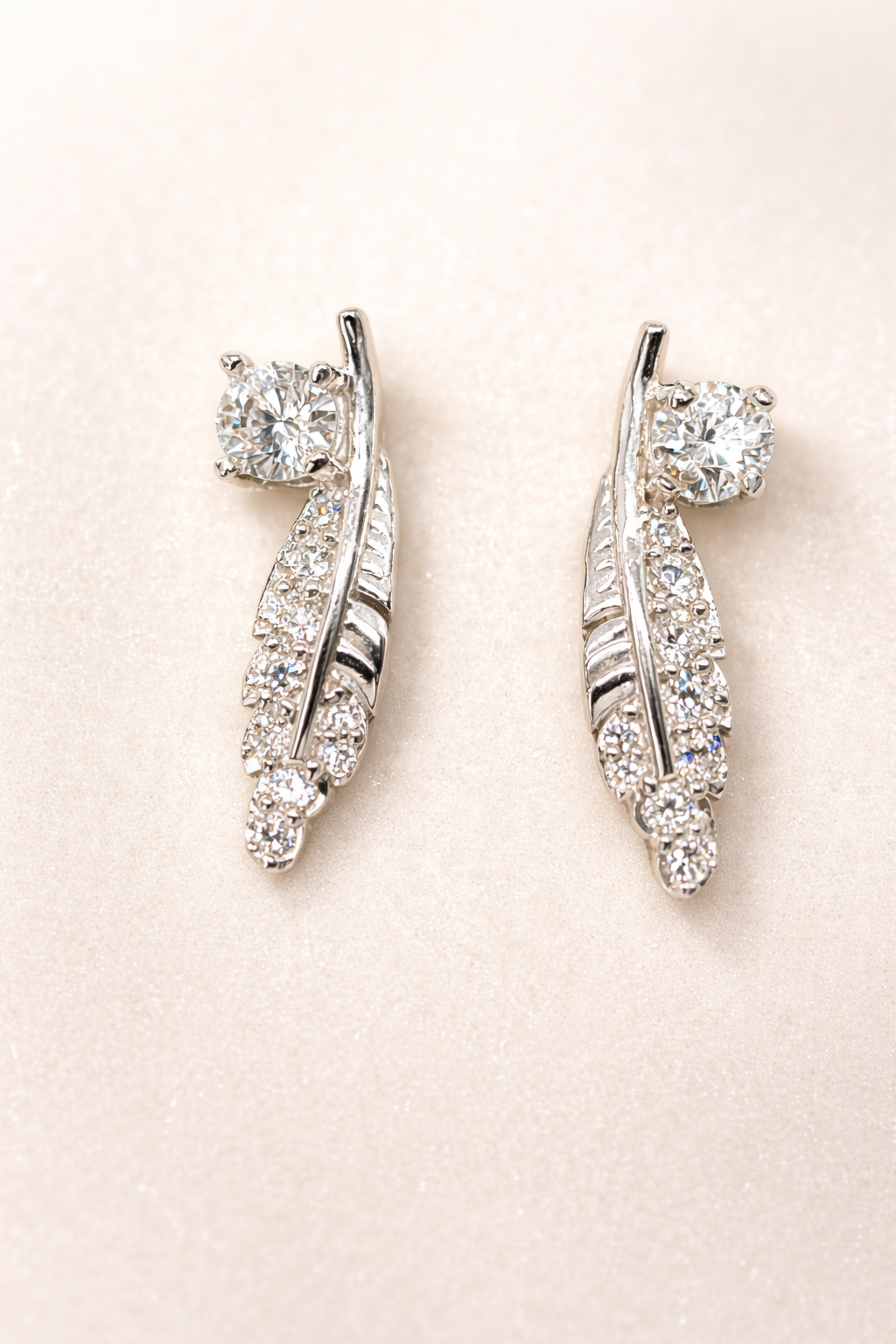Mayra Feather Studs