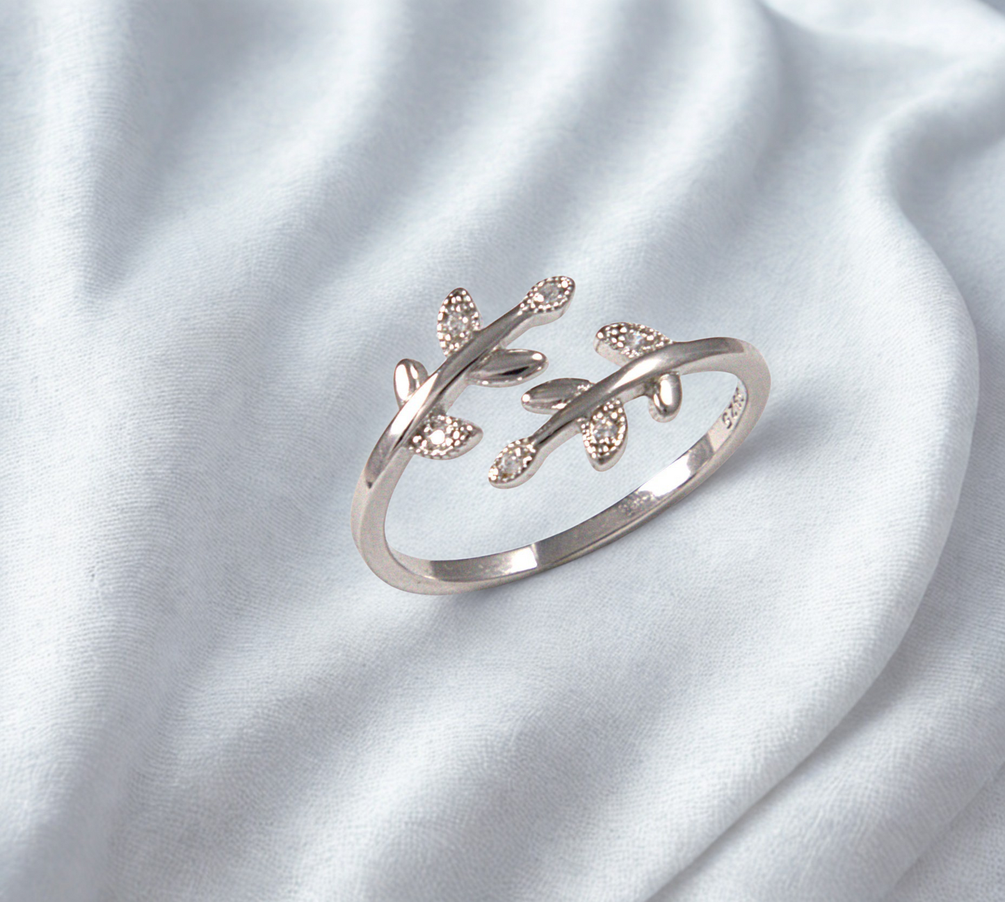 Leaf Vine Ring
