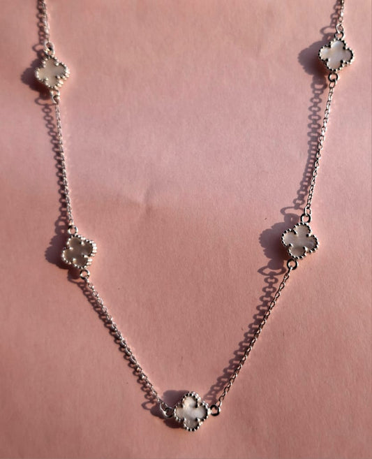 Silver Clover Elegance Necklace