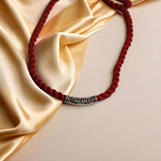Aarohi Silver Thread Necklace